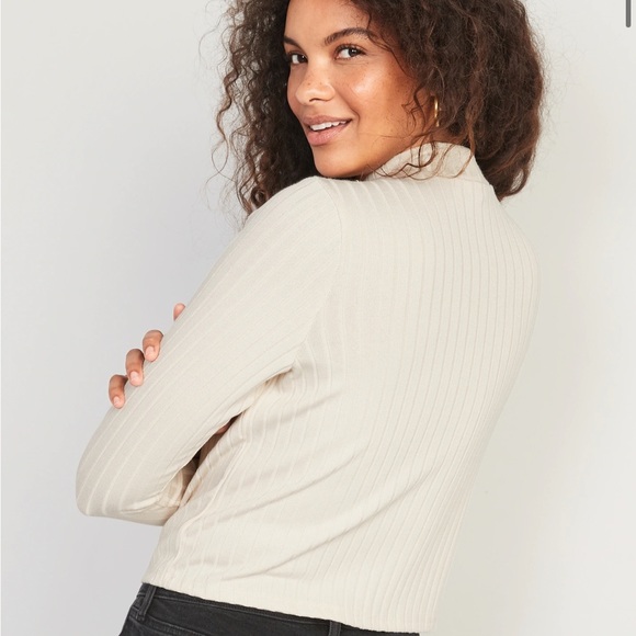 2 Ribbed Mock Neck Tops - Picture 16 of 16